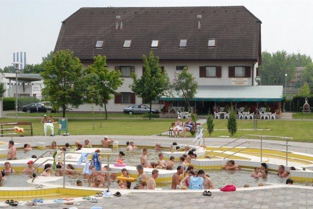 Hotel Termal Tiszaujvaros Exterior foto