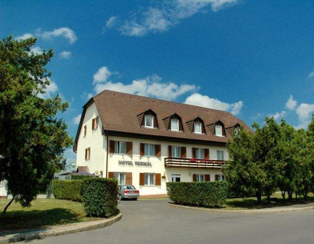 Hotel Termal Tiszaujvaros Exterior foto